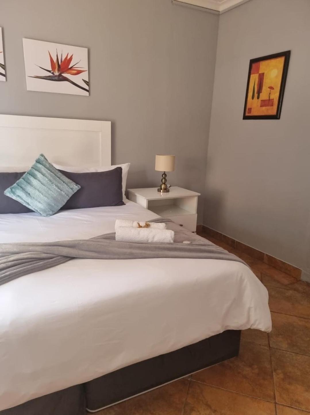 Stay At Home Airport Lodge Κέμπτον Παρκ Εξωτερικό φωτογραφία