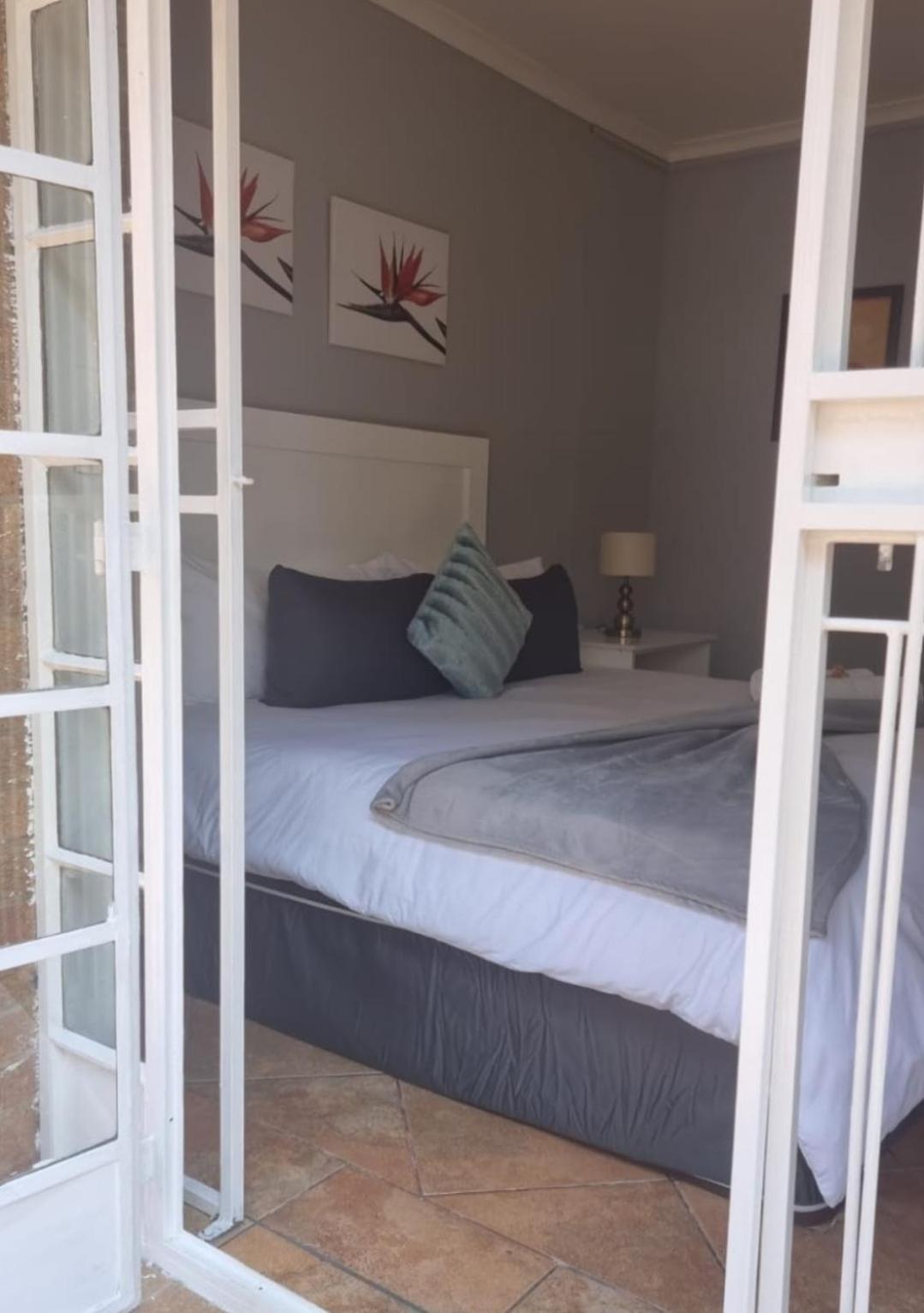 Stay At Home Airport Lodge Κέμπτον Παρκ Δωμάτιο φωτογραφία